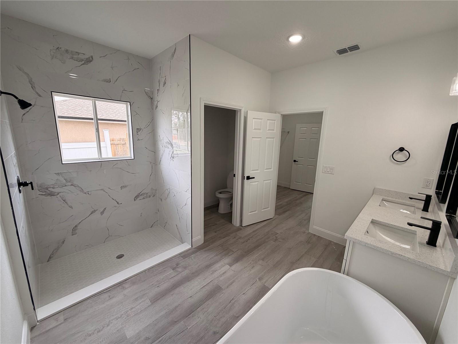 Image 7 of 18 For 2670 162nd Lane 2670