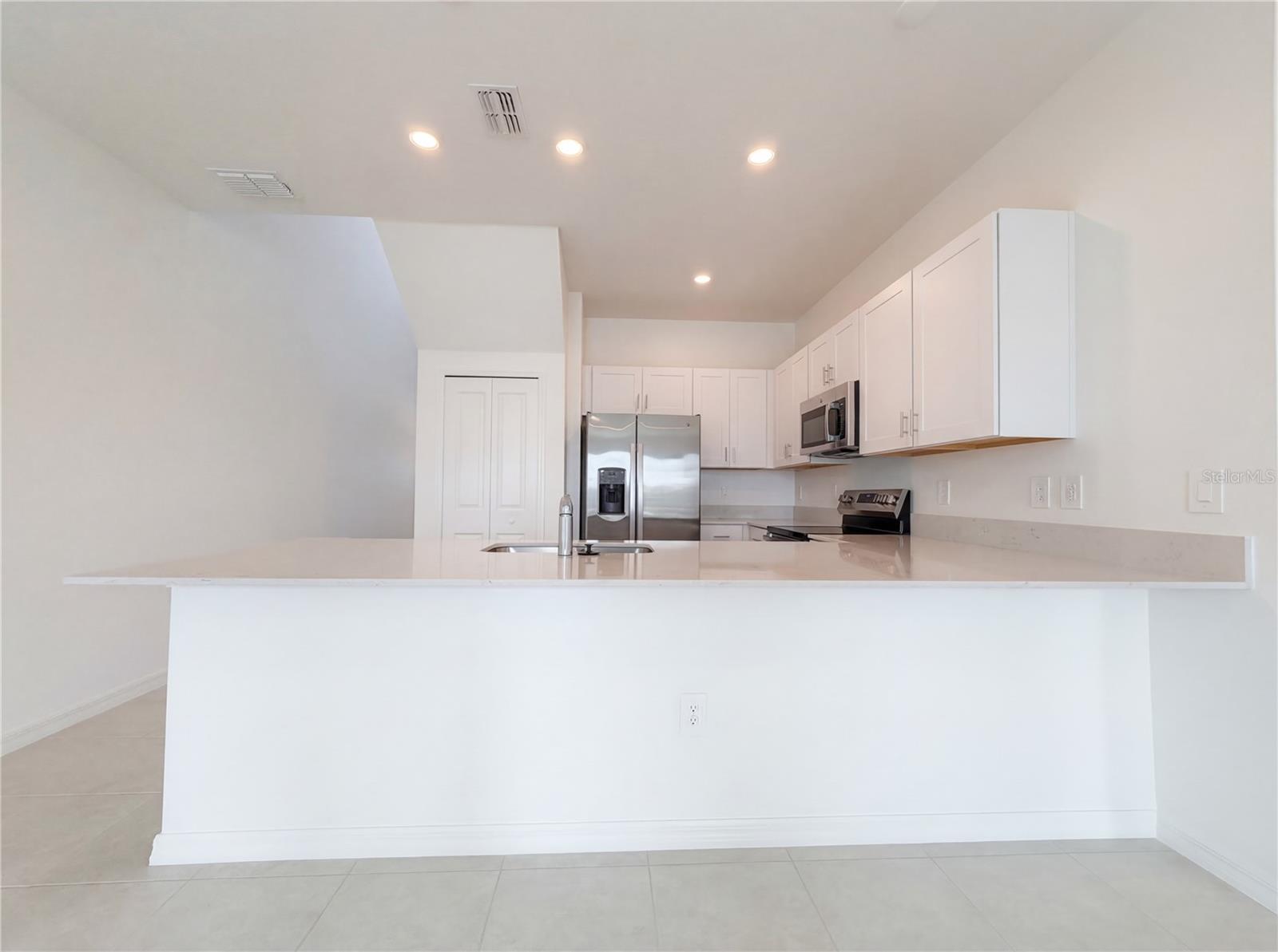 Image 17 of 35 For 9435 Gulf Shore Terrace