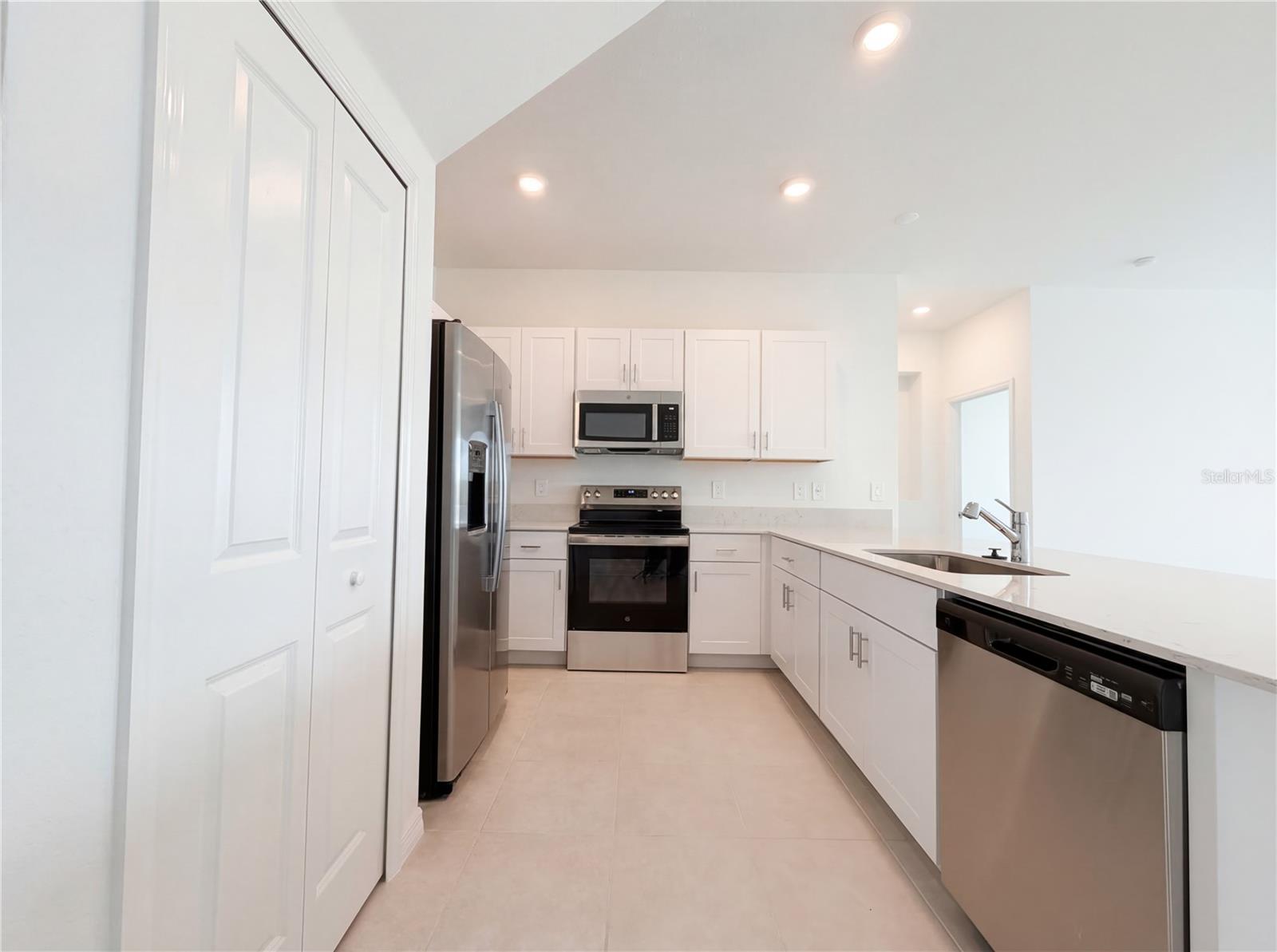 Image 2 of 35 For 9435 Gulf Shore Terrace