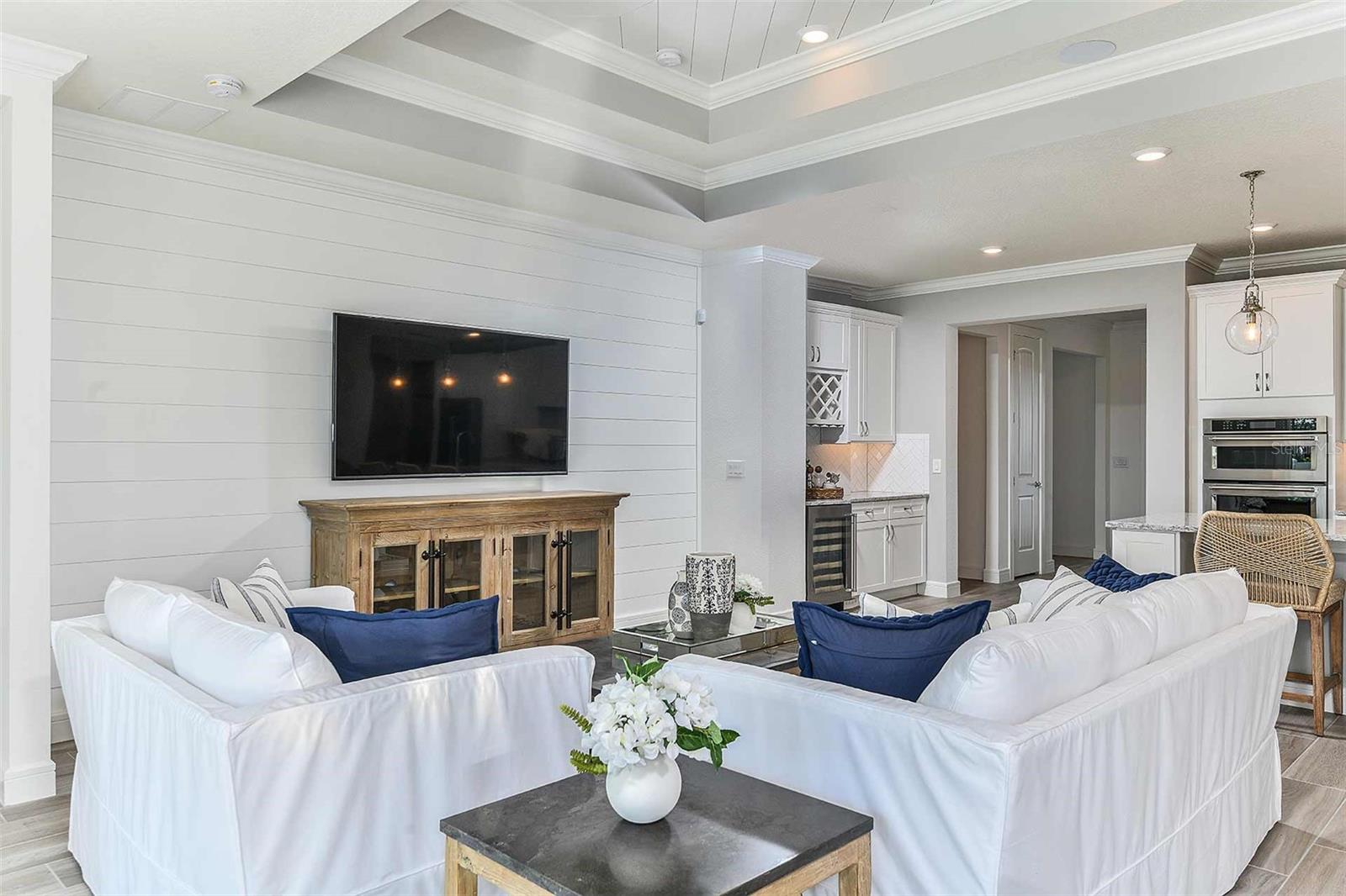 Image 8 of 23 For 9108 Splashing Drive