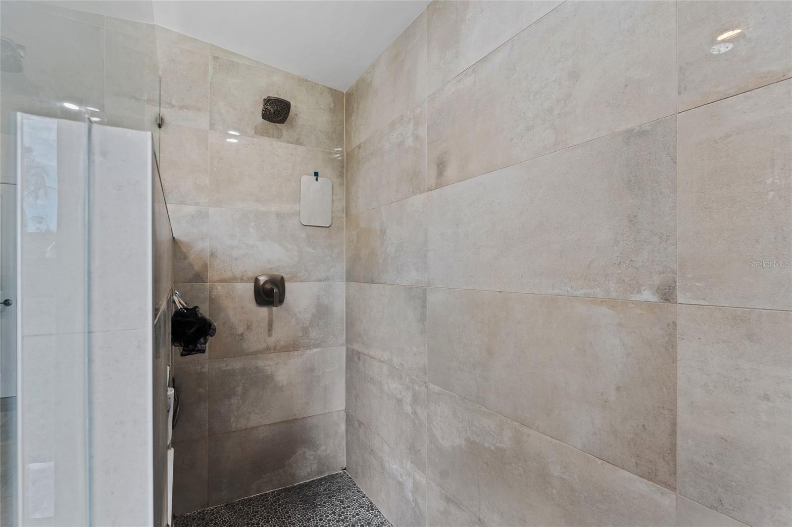 Image 14 of 31 For 5218 Dexter Street