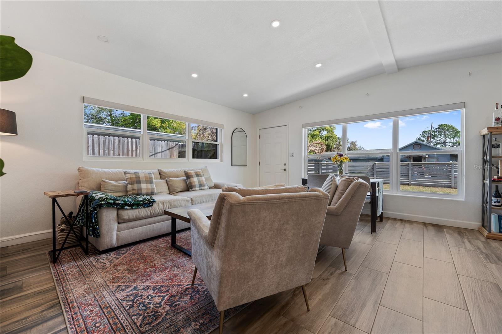 Image 5 of 31 For 5218 Dexter Street