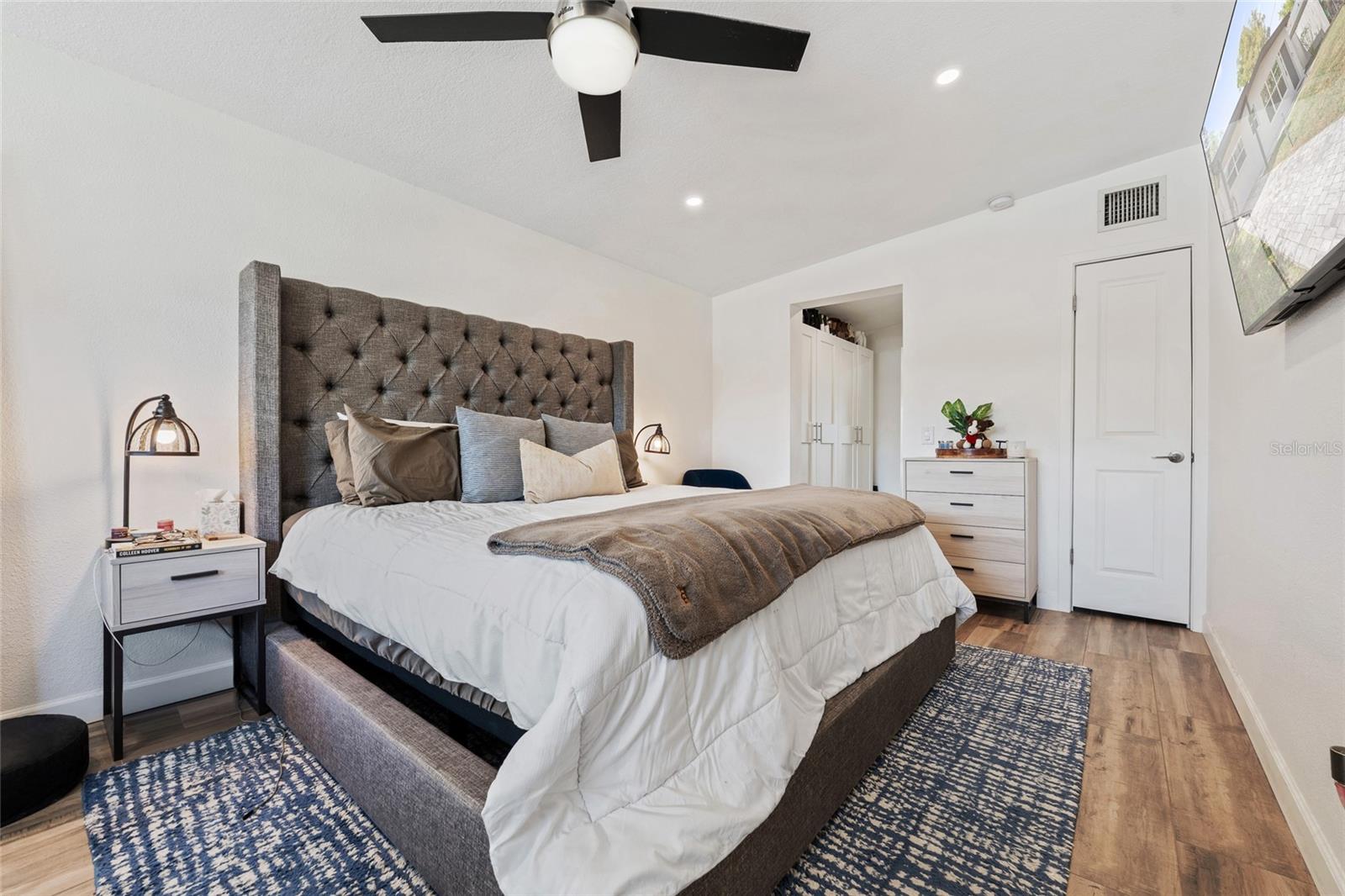 Image 9 of 31 For 5218 Dexter Street