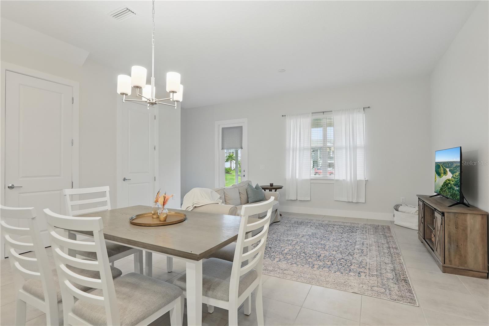 Image 12 of 36 For 1462 Brookdale Court