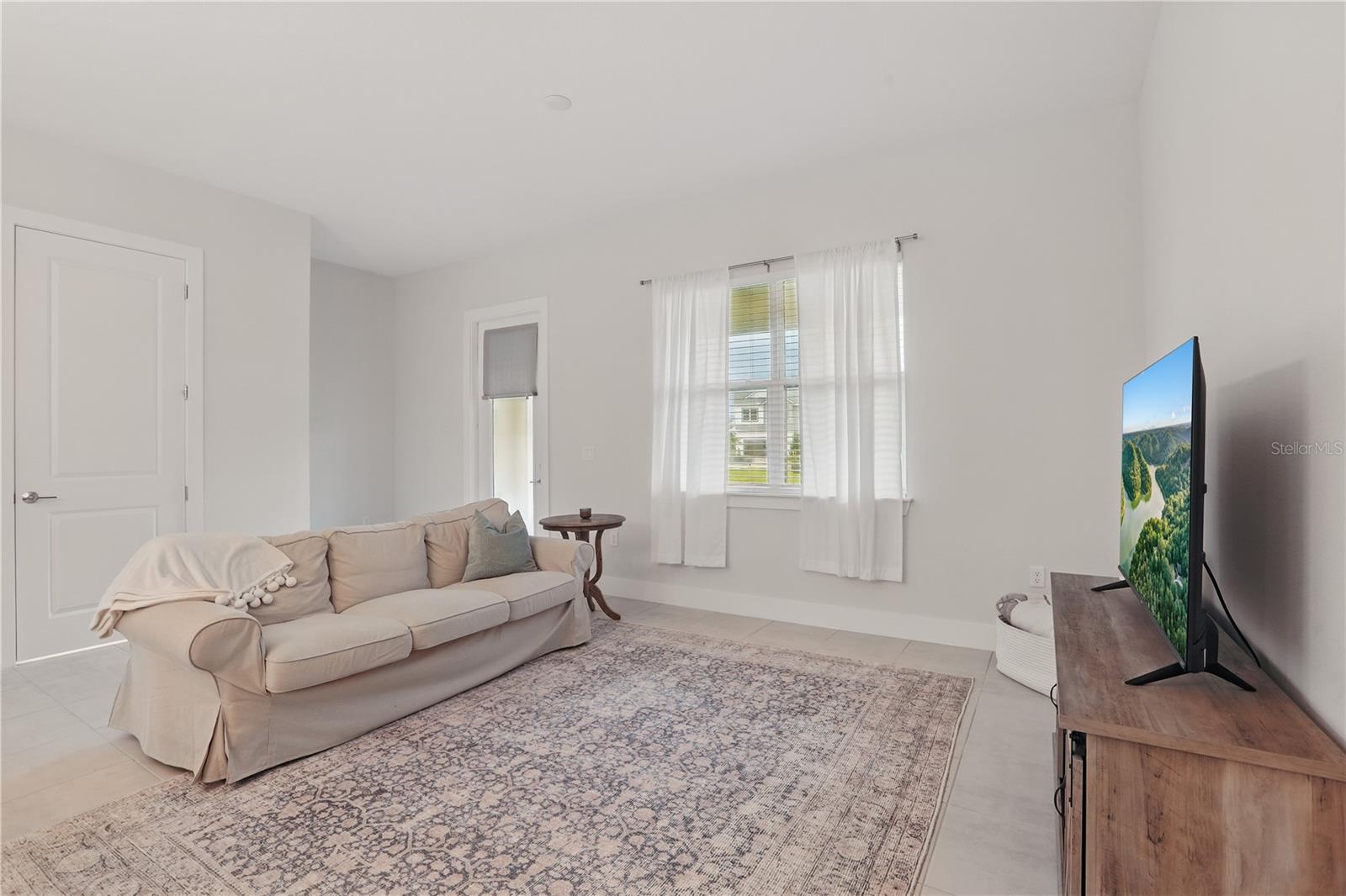 Image 5 of 36 For 1462 Brookdale Court