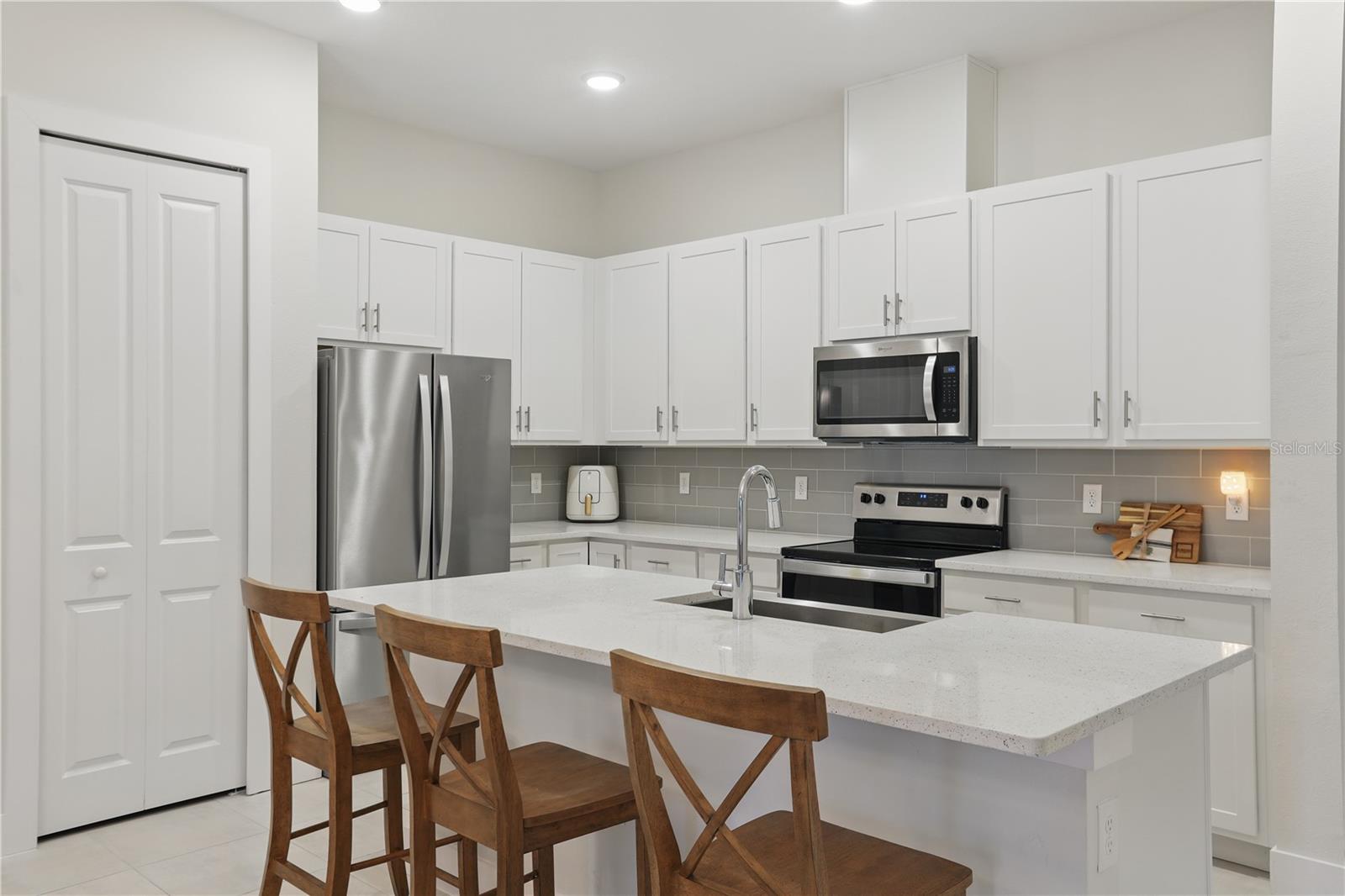 Image 9 of 36 For 1462 Brookdale Court