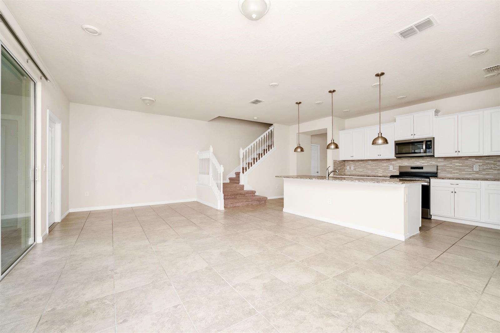 Image 8 of 40 For 7513 Oak Spring Lane