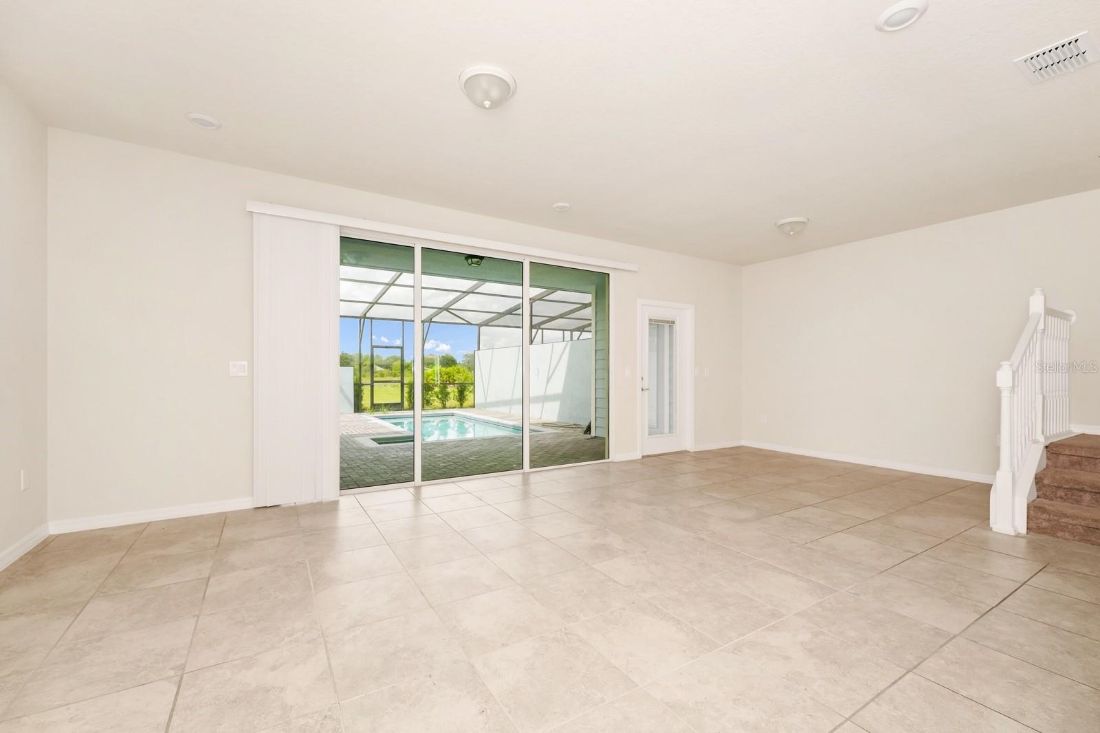 Image 9 of 40 For 7513 Oak Spring Lane