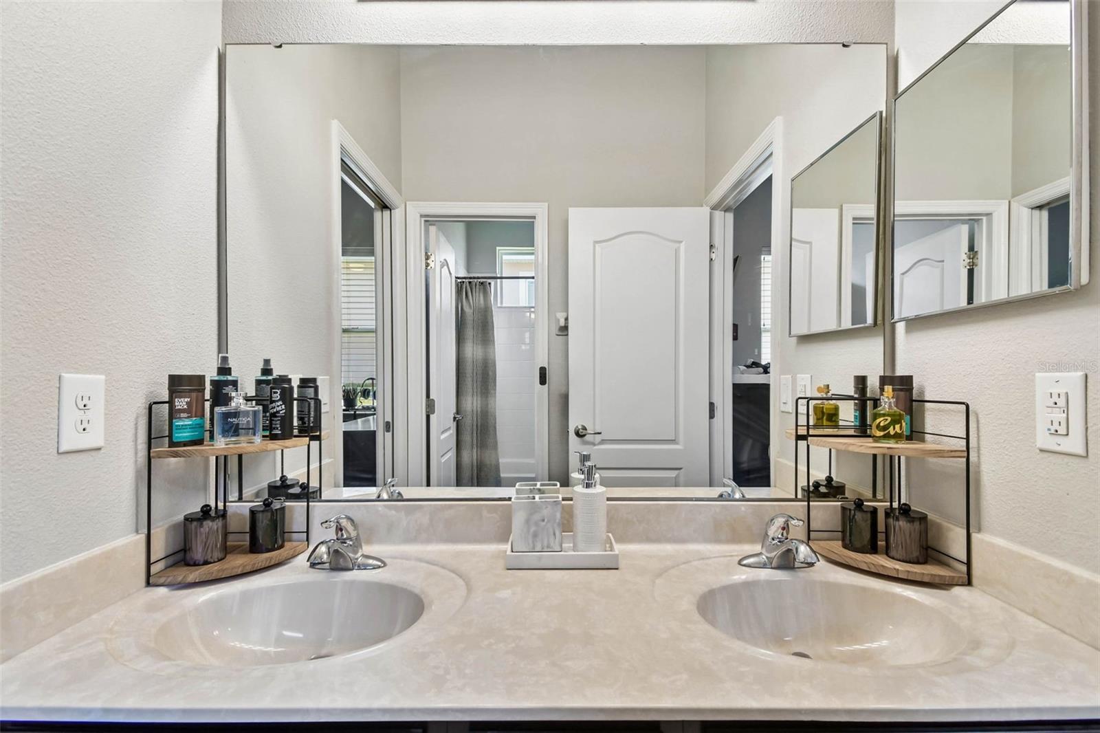 Image 49 of 80 For 146 Bridger Trail Court