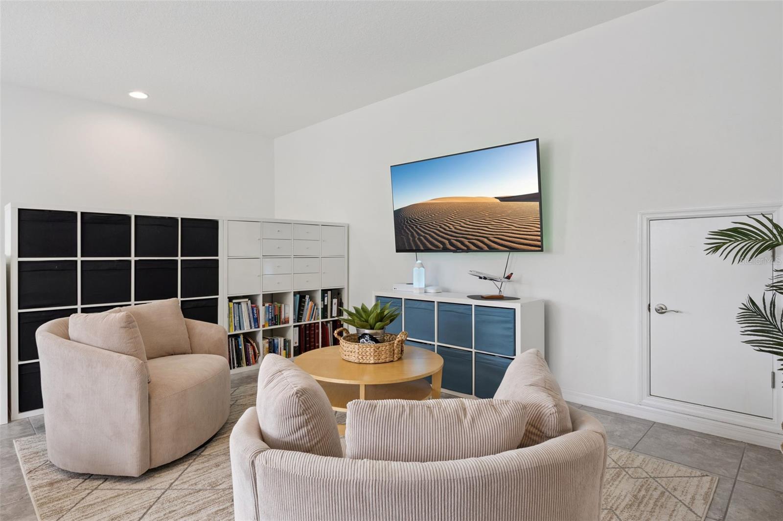 Image 33 of 60 For 15432 Gilligan Court