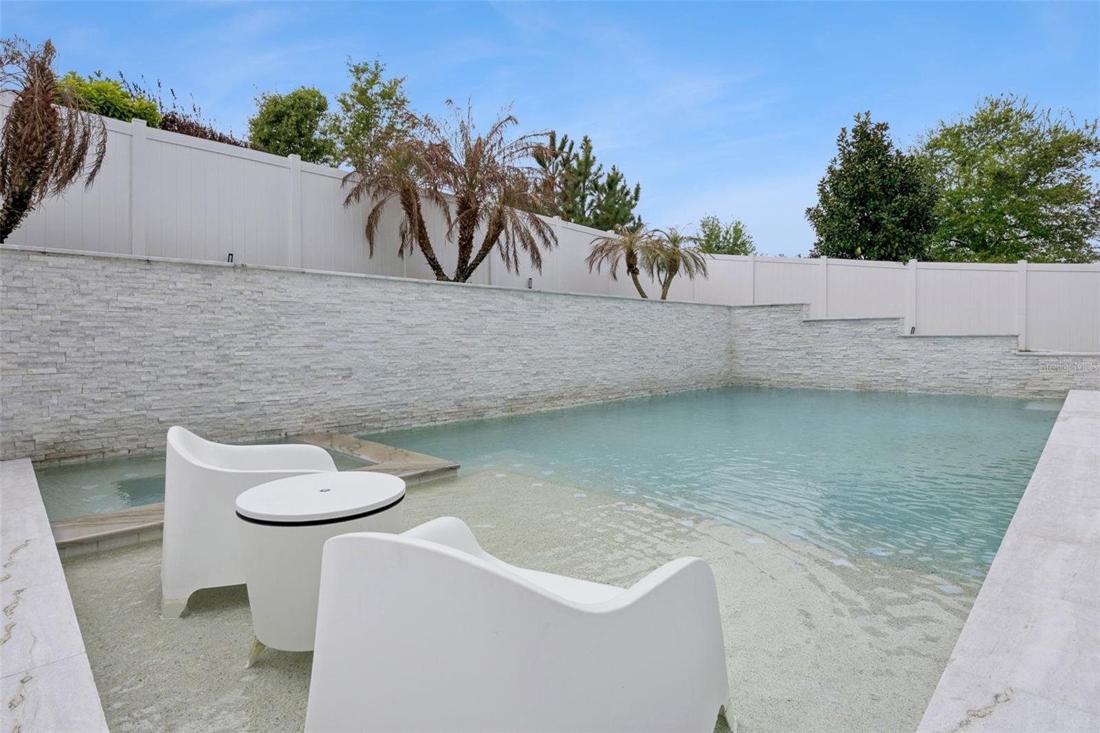 Image 45 of 60 For 15432 Gilligan Court