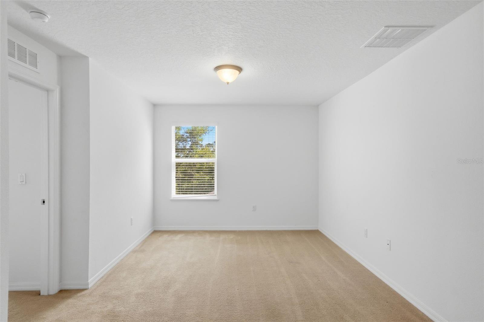 Image 19 of 29 For 3721 Maidencain Street