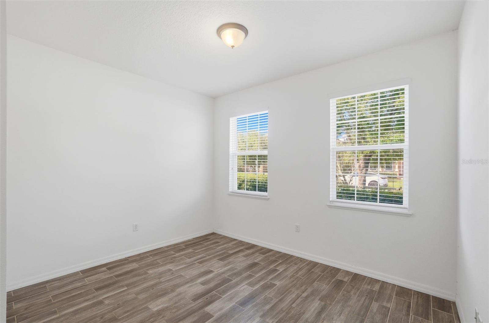 Image 3 of 29 For 3721 Maidencain Street