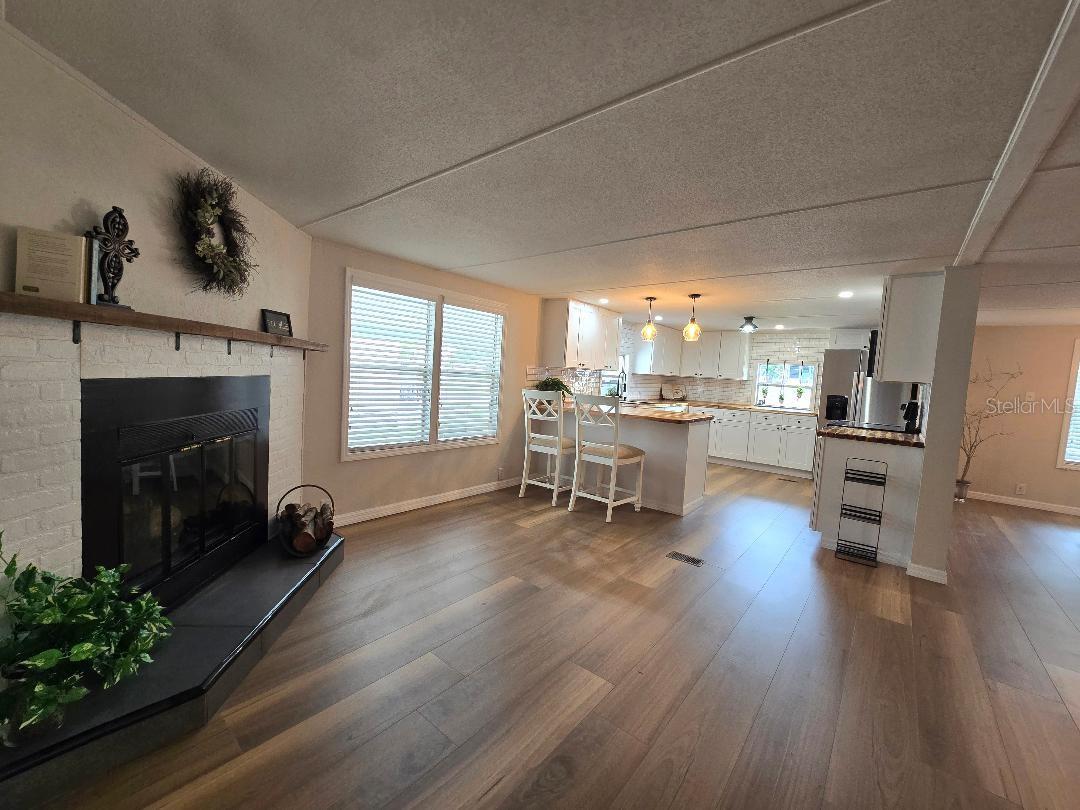 Image 4 of 28 For 8341 Highpoint Boulevard