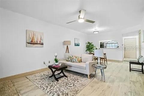 Image 3 of 17 For 25107 Northlake Drive 25107