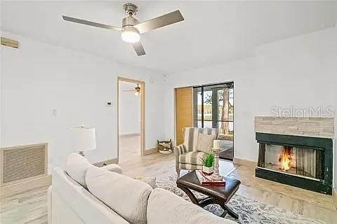 Image 4 of 17 For 25107 Northlake Drive 25107