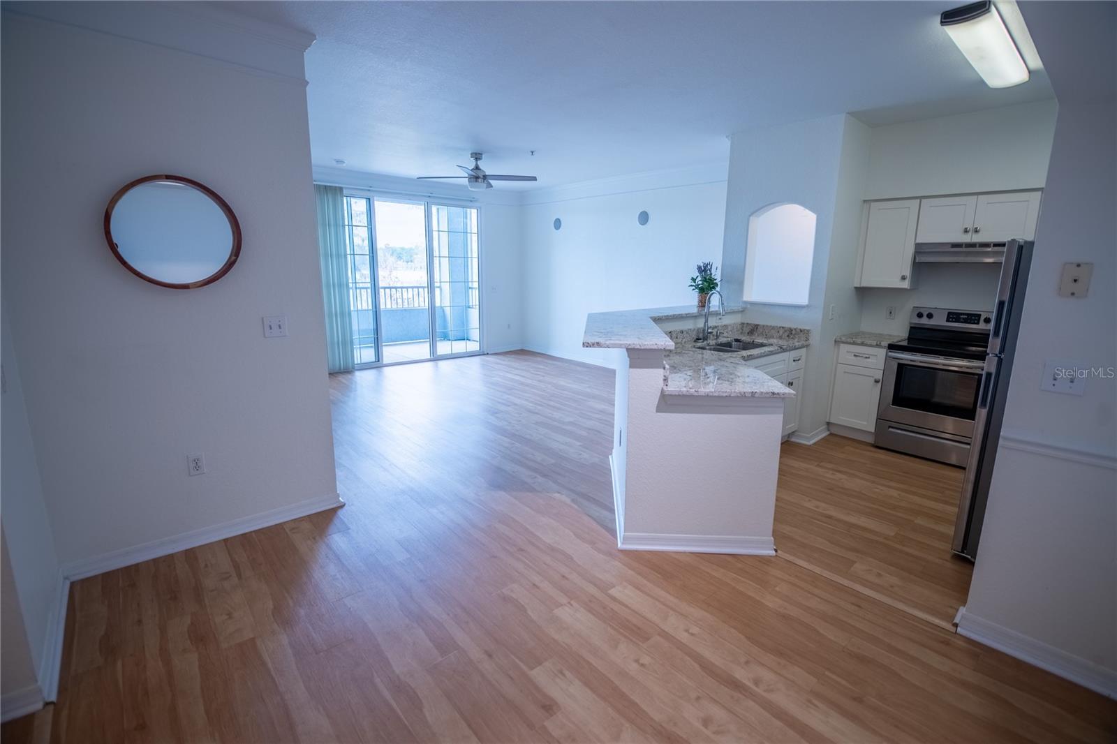 Image 5 of 23 For 3428 Soho Street 204