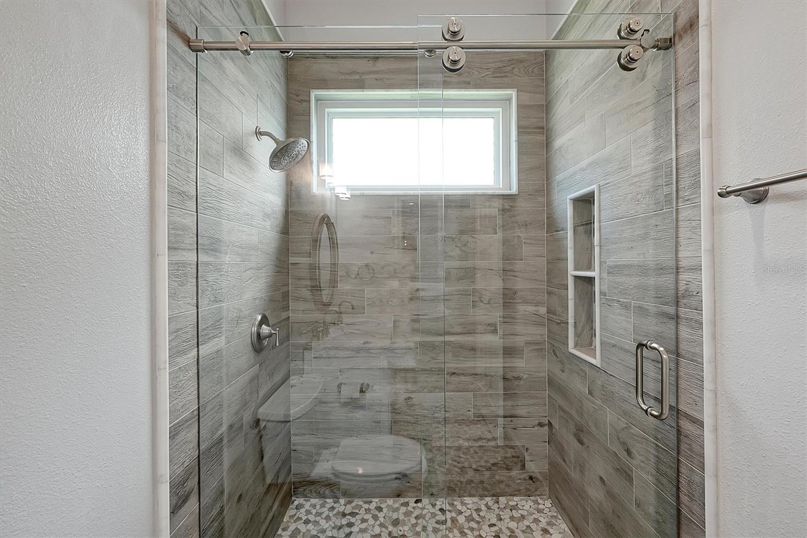 Image 29 of 56 For 231 Lakay Place