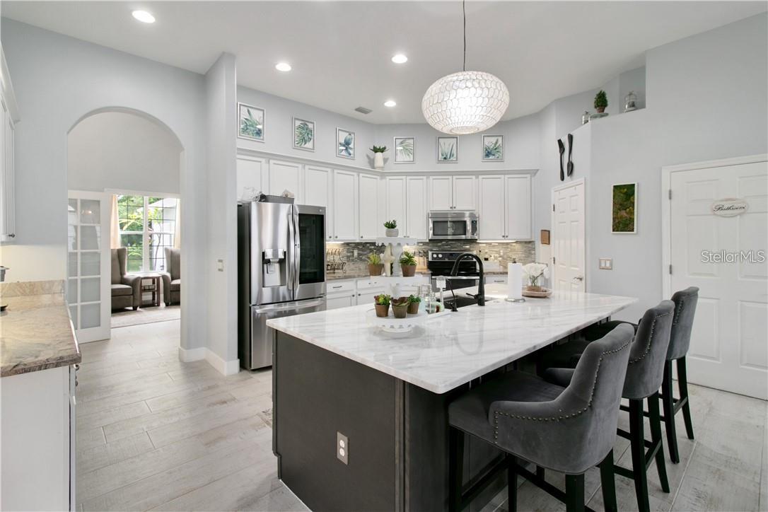 Image 6 of 56 For 231 Lakay Place