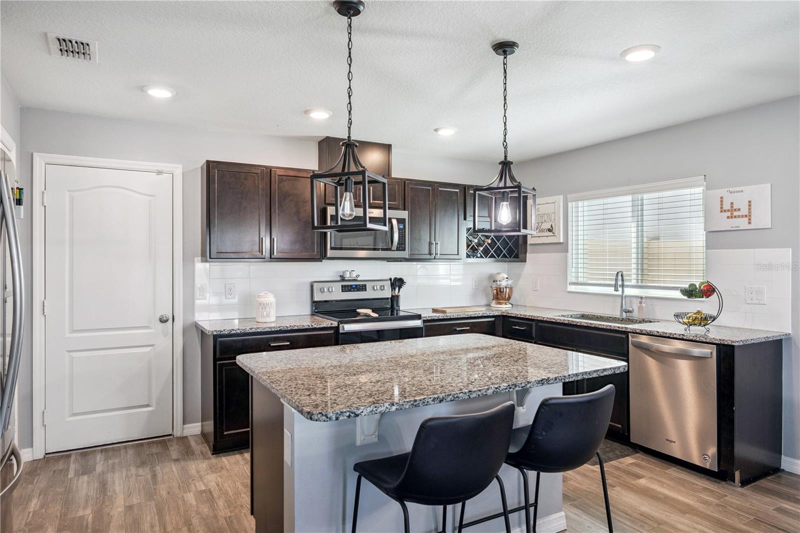 Image 10 of 33 For 606 Preserve Pointe Boulevard