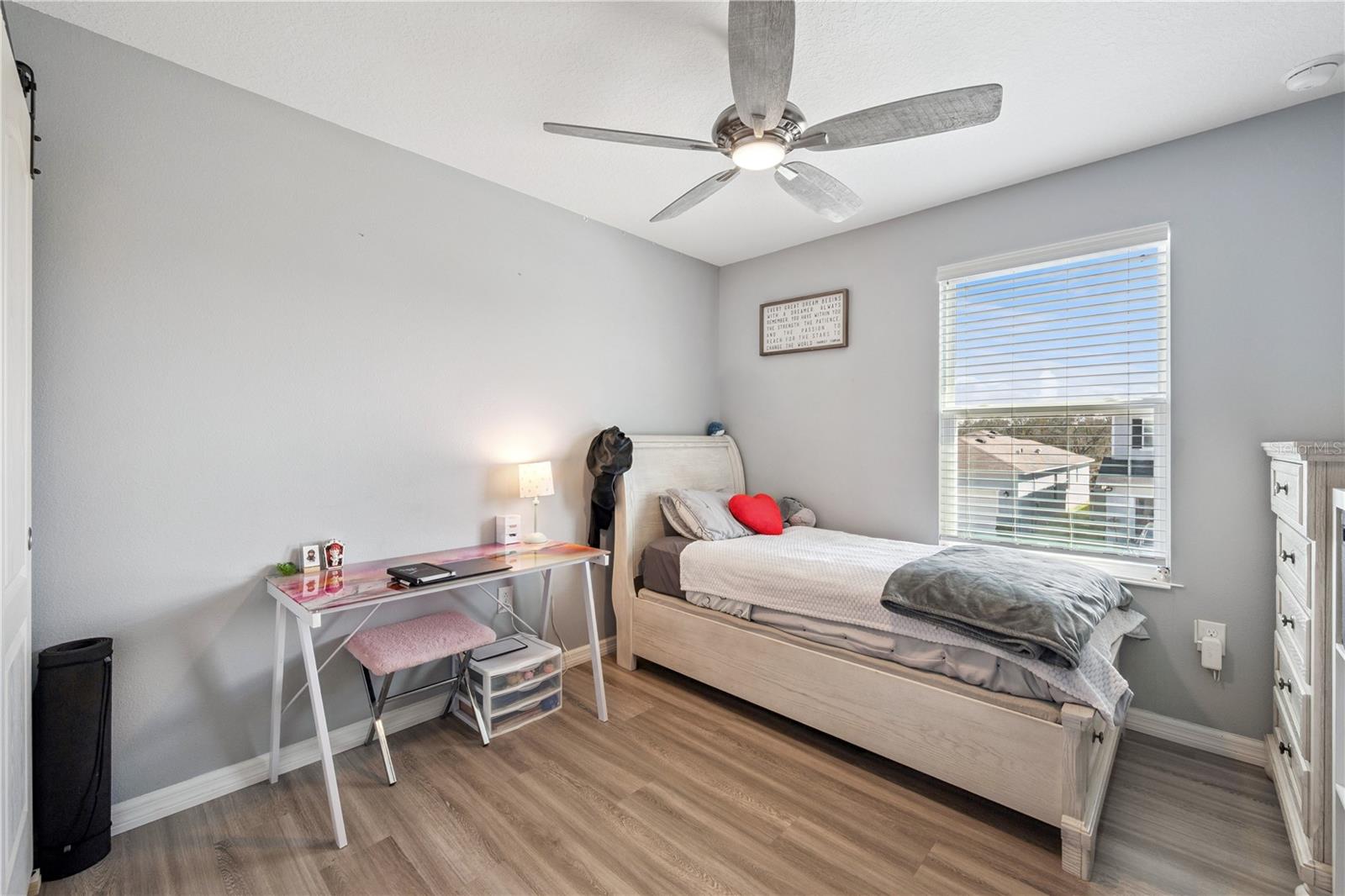 Image 20 of 33 For 606 Preserve Pointe Boulevard