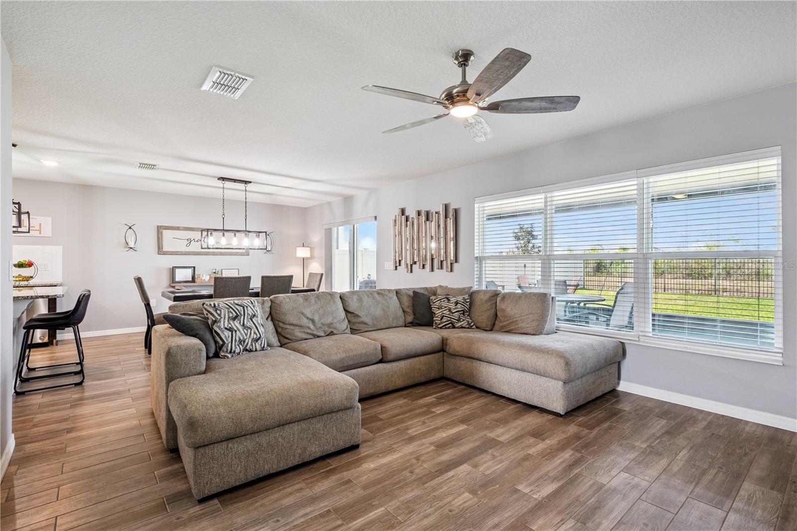 Image 5 of 33 For 606 Preserve Pointe Boulevard