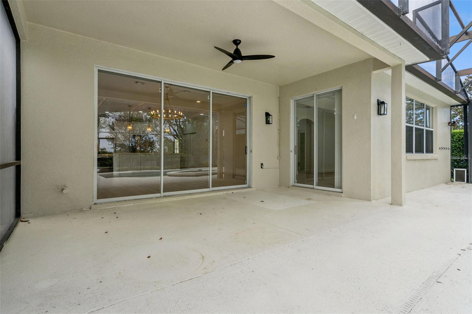 Image 23 of 91 For 14255 Sonco Avenue