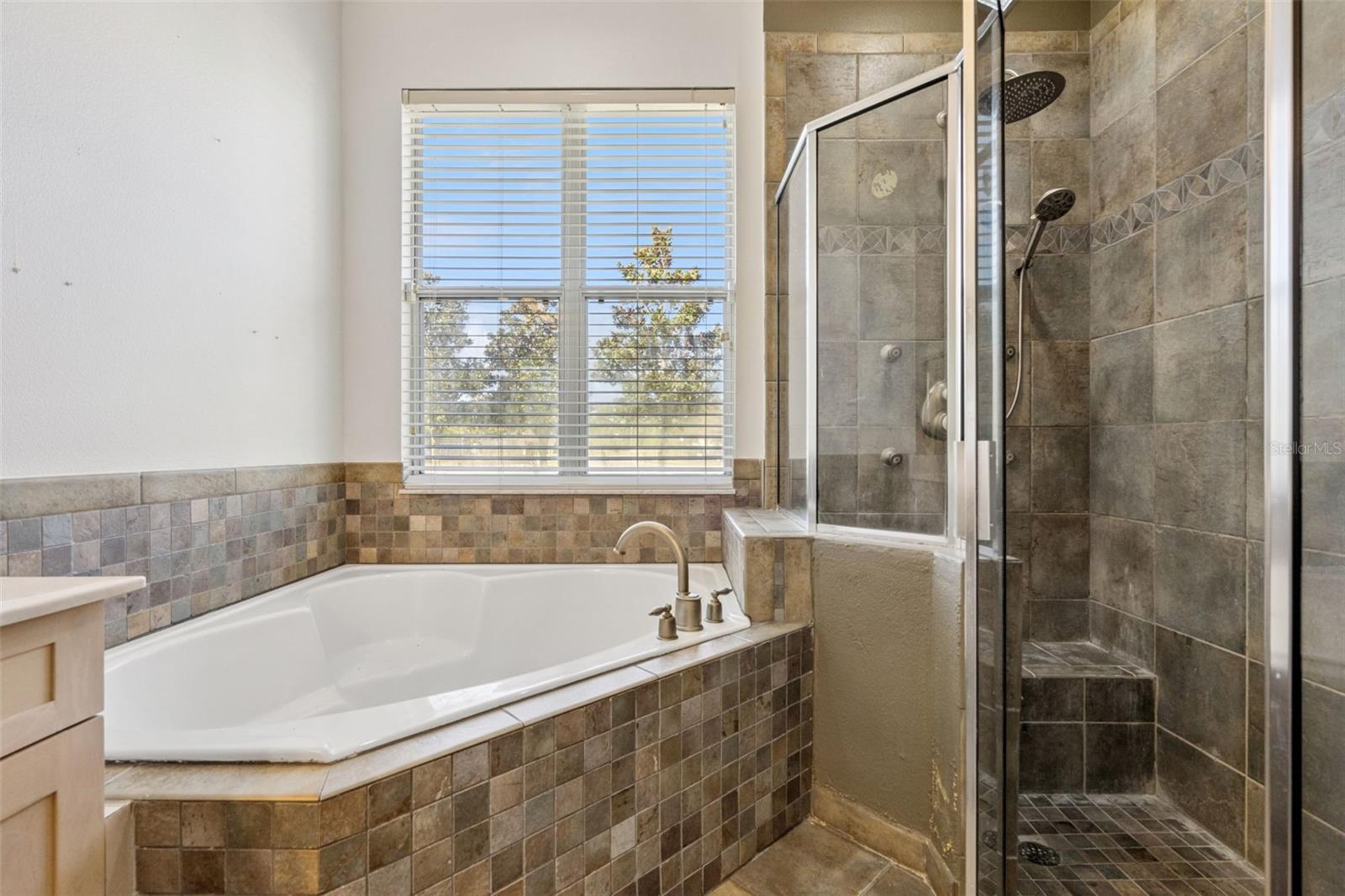 Image 25 of 91 For 14255 Sonco Avenue