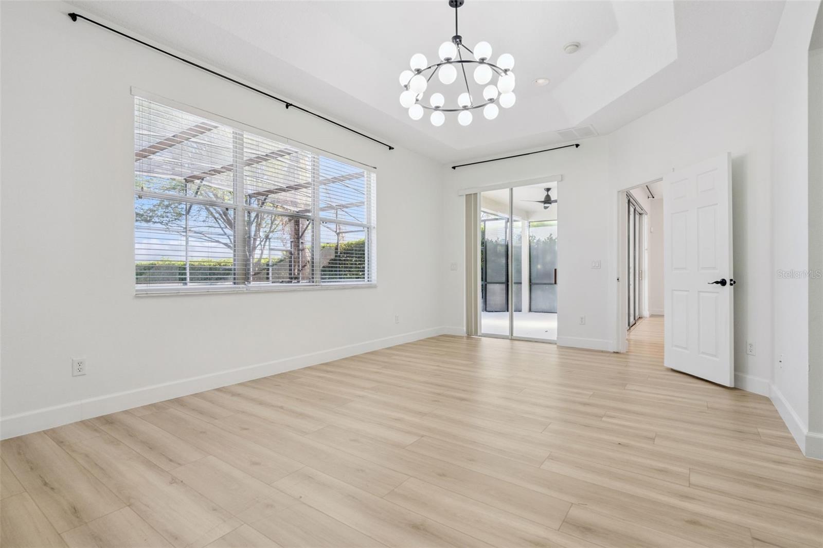 Image 28 of 91 For 14255 Sonco Avenue