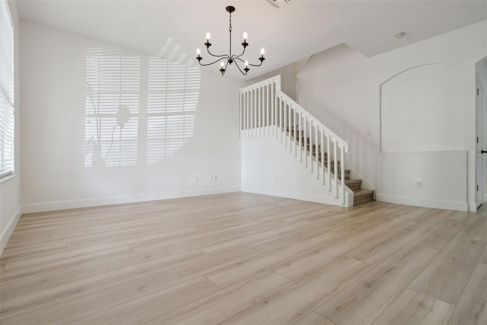 Image 30 of 91 For 14255 Sonco Avenue