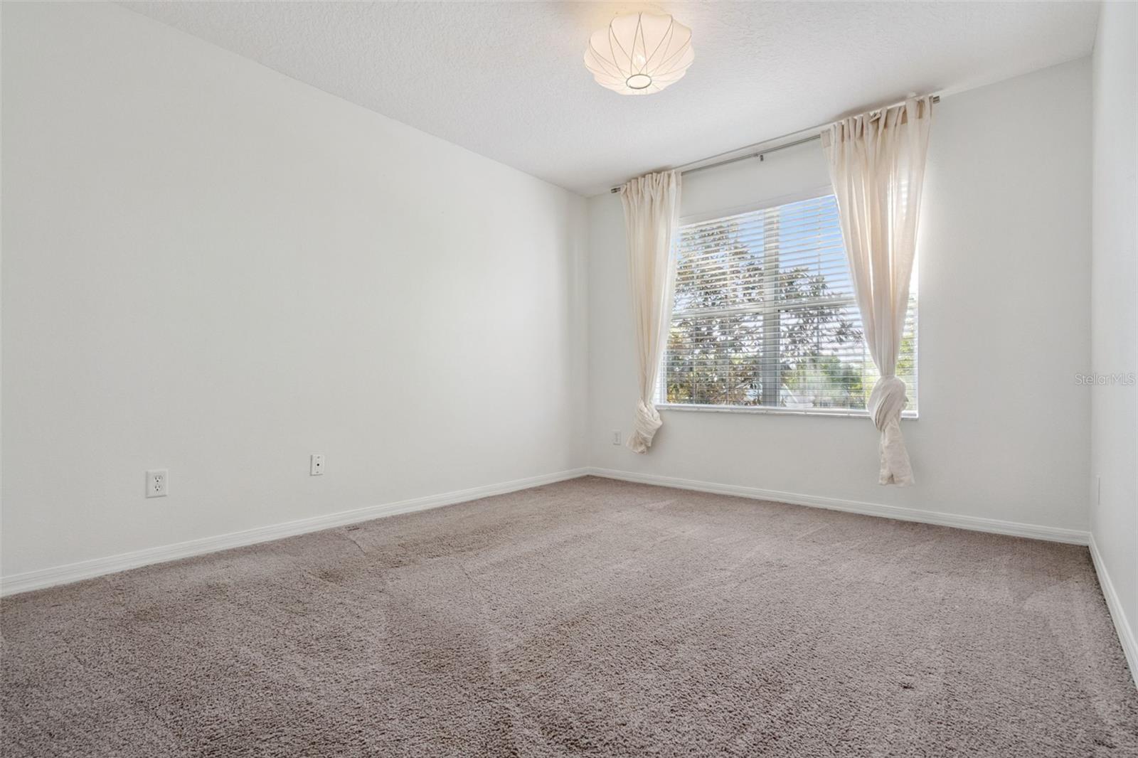 Image 34 of 91 For 14255 Sonco Avenue