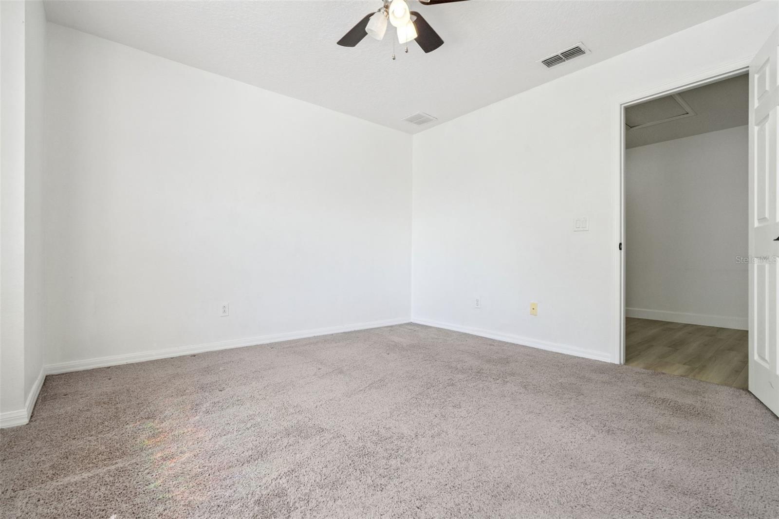 Image 37 of 91 For 14255 Sonco Avenue