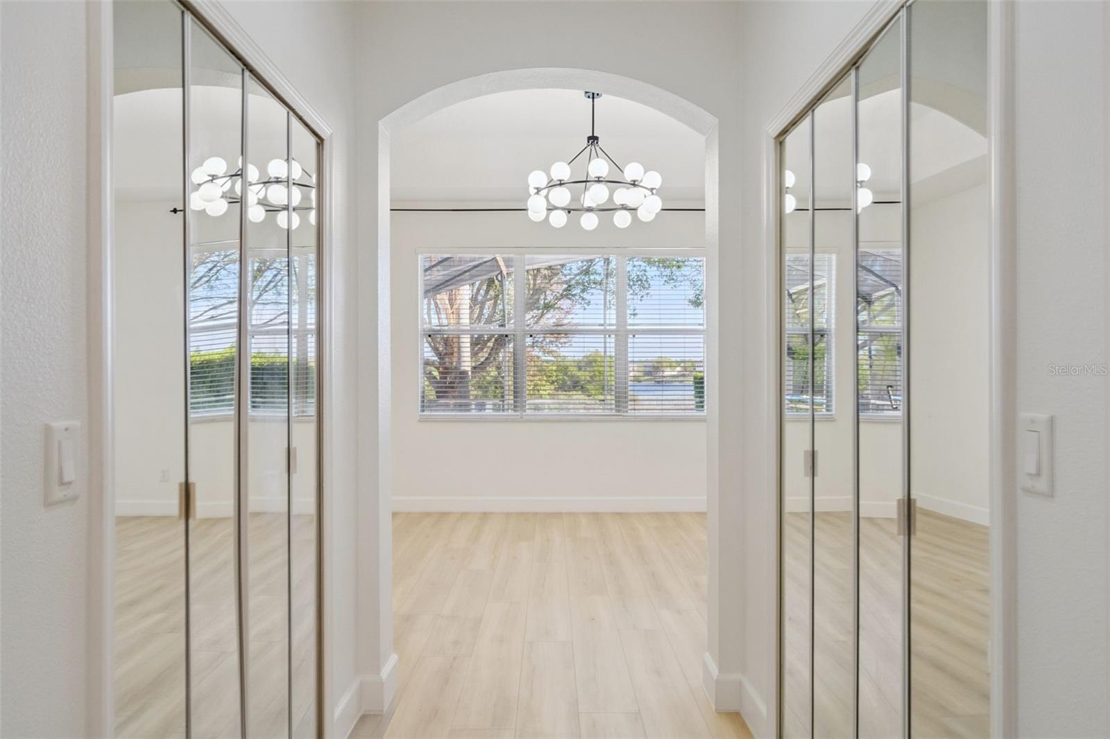 Image 43 of 91 For 14255 Sonco Avenue