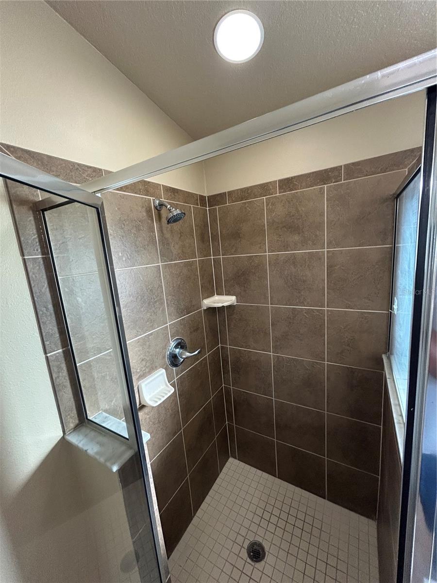 Image 23 of 25 For 11543 Tangle Creek Boulevard