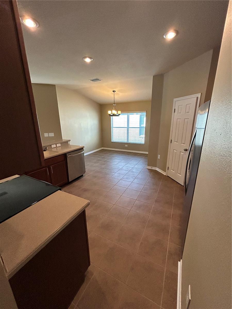 Image 3 of 25 For 11543 Tangle Creek Boulevard