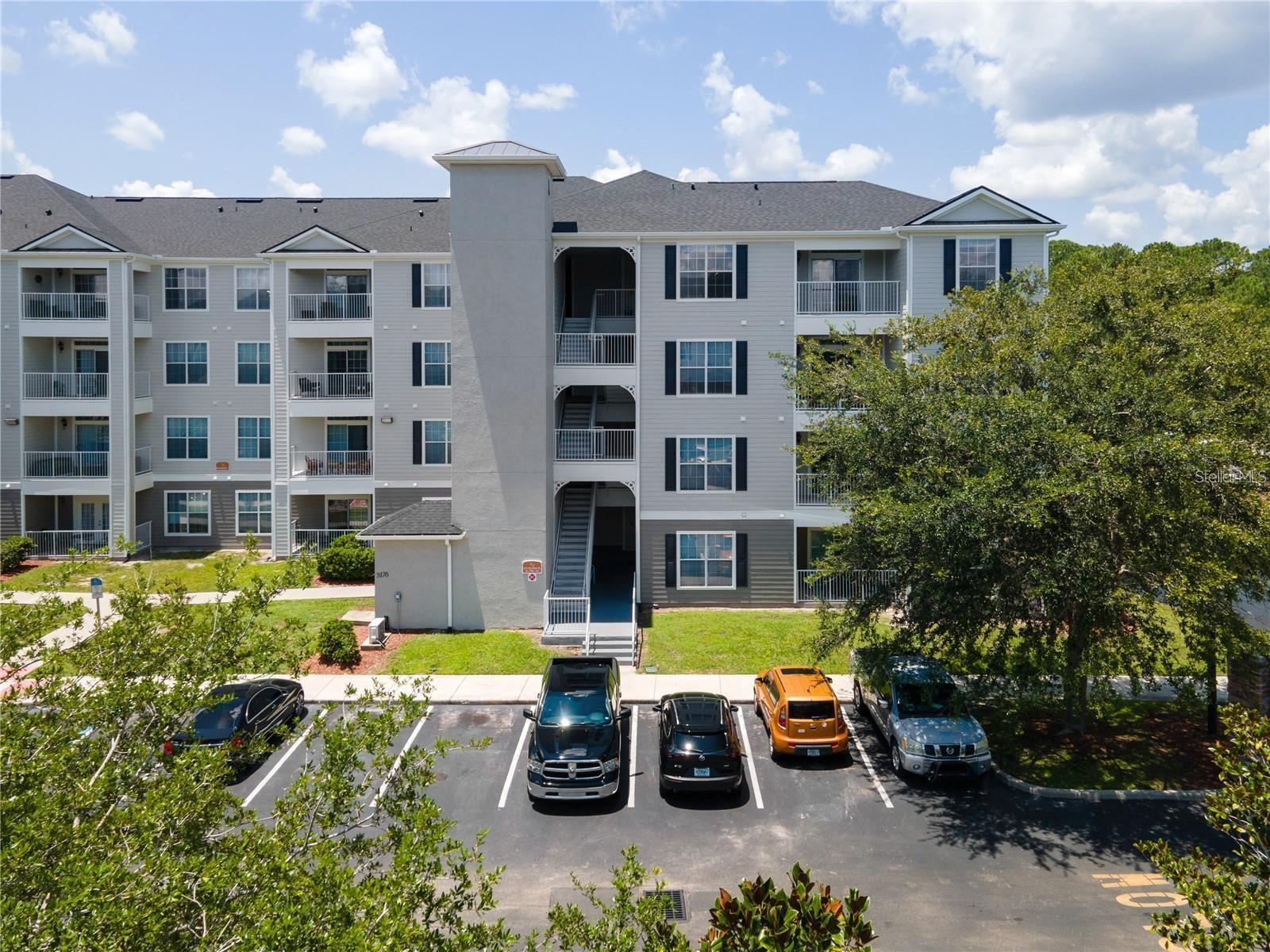 Image 39 of 41 For 3175 Feltrim Place 305