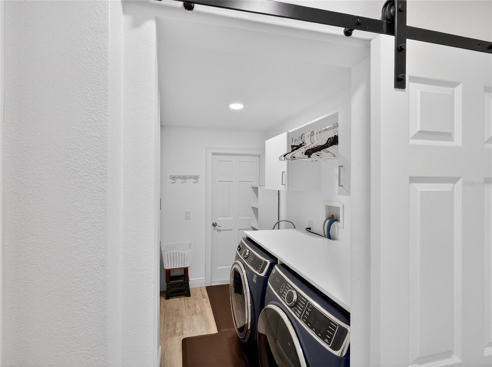 Image 43 of 100 For 1184 Laura Street