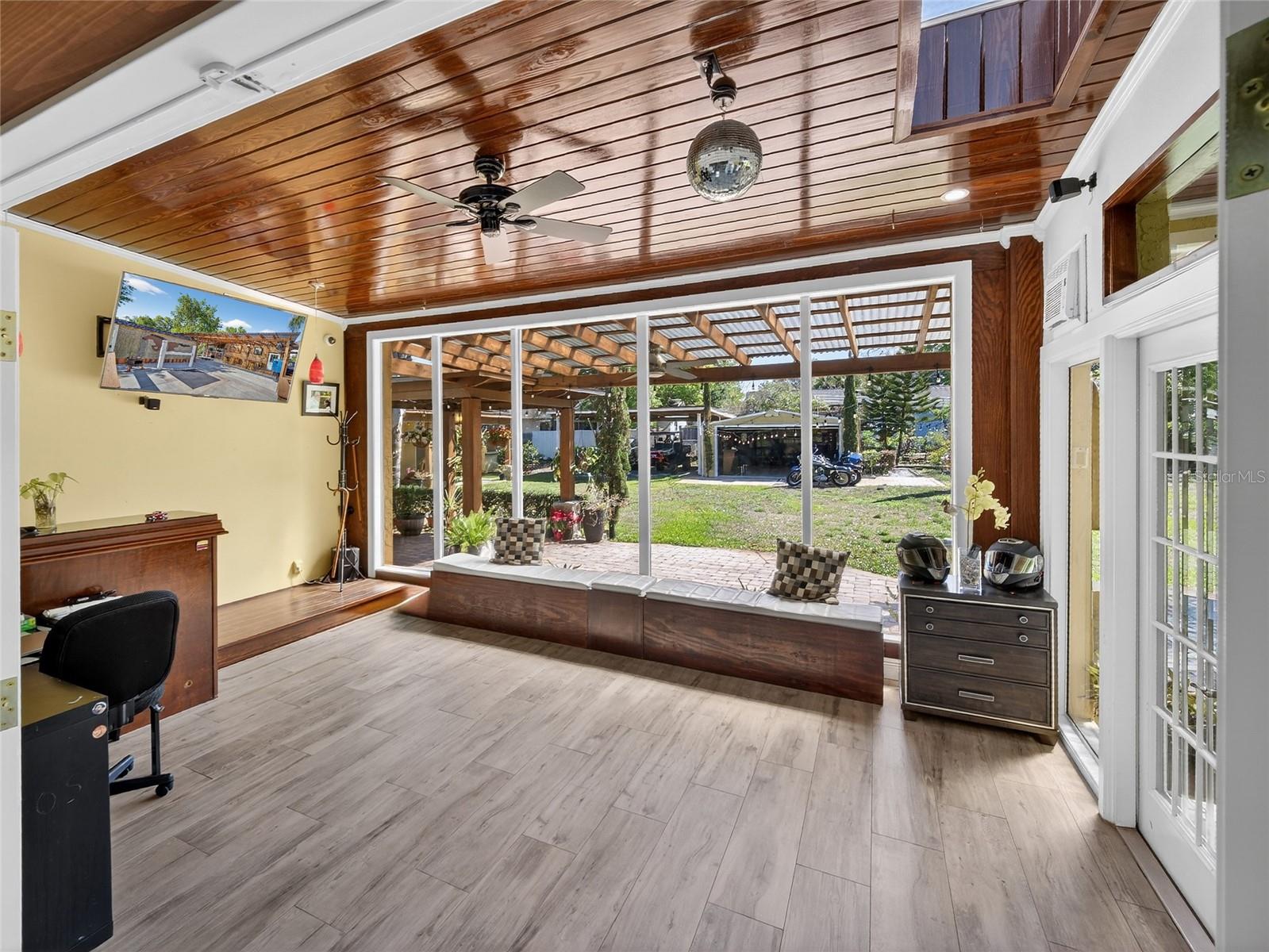 Image 45 of 100 For 1184 Laura Street