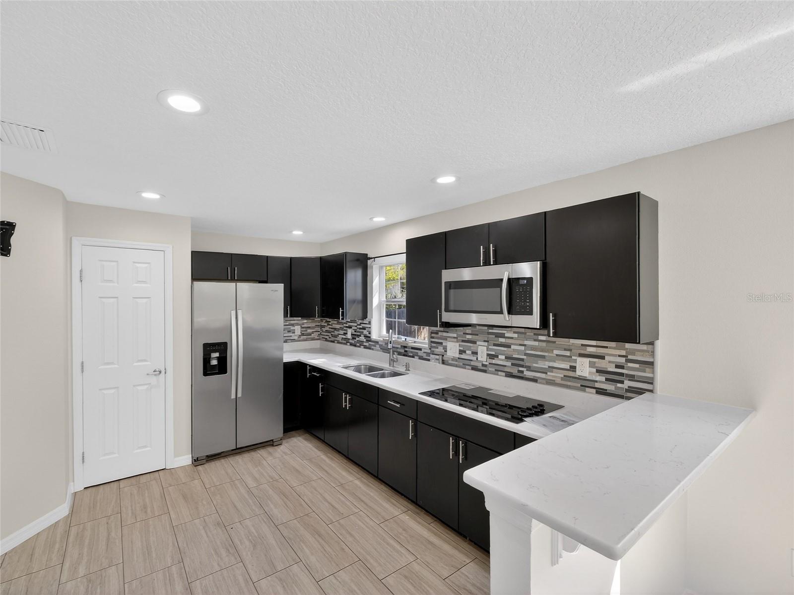 Image 57 of 100 For 1184 Laura Street