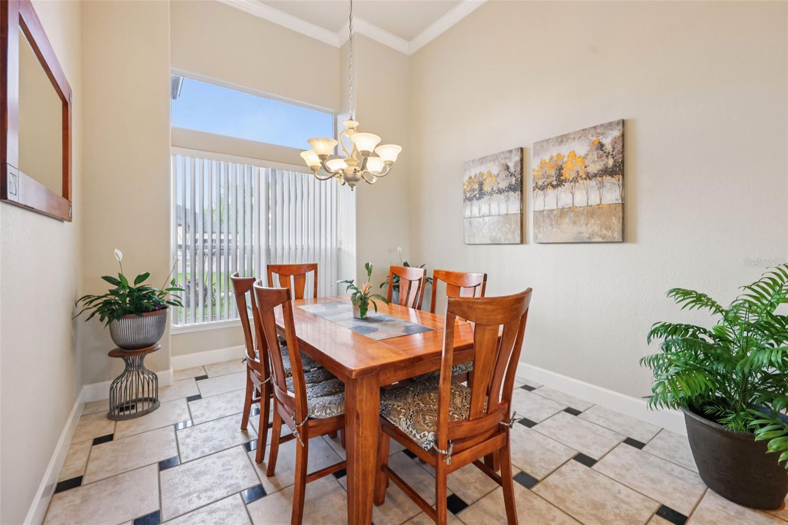 Image 10 of 73 For 20421 Netherland Street