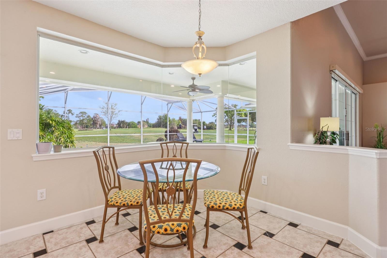 Image 13 of 73 For 20421 Netherland Street