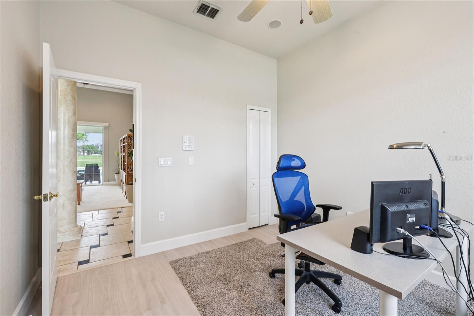 Image 14 of 73 For 20421 Netherland Street