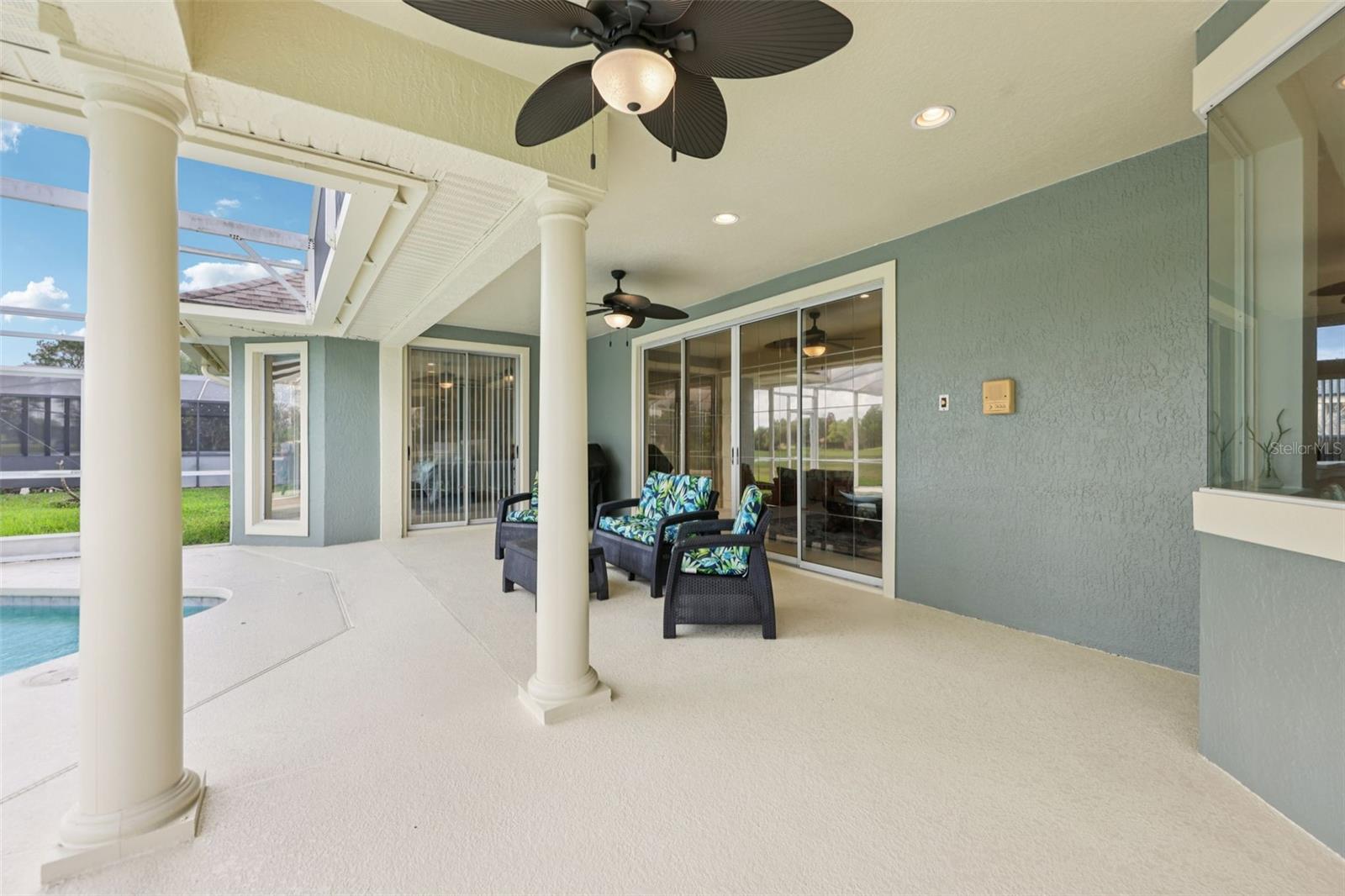 Image 42 of 73 For 20421 Netherland Street