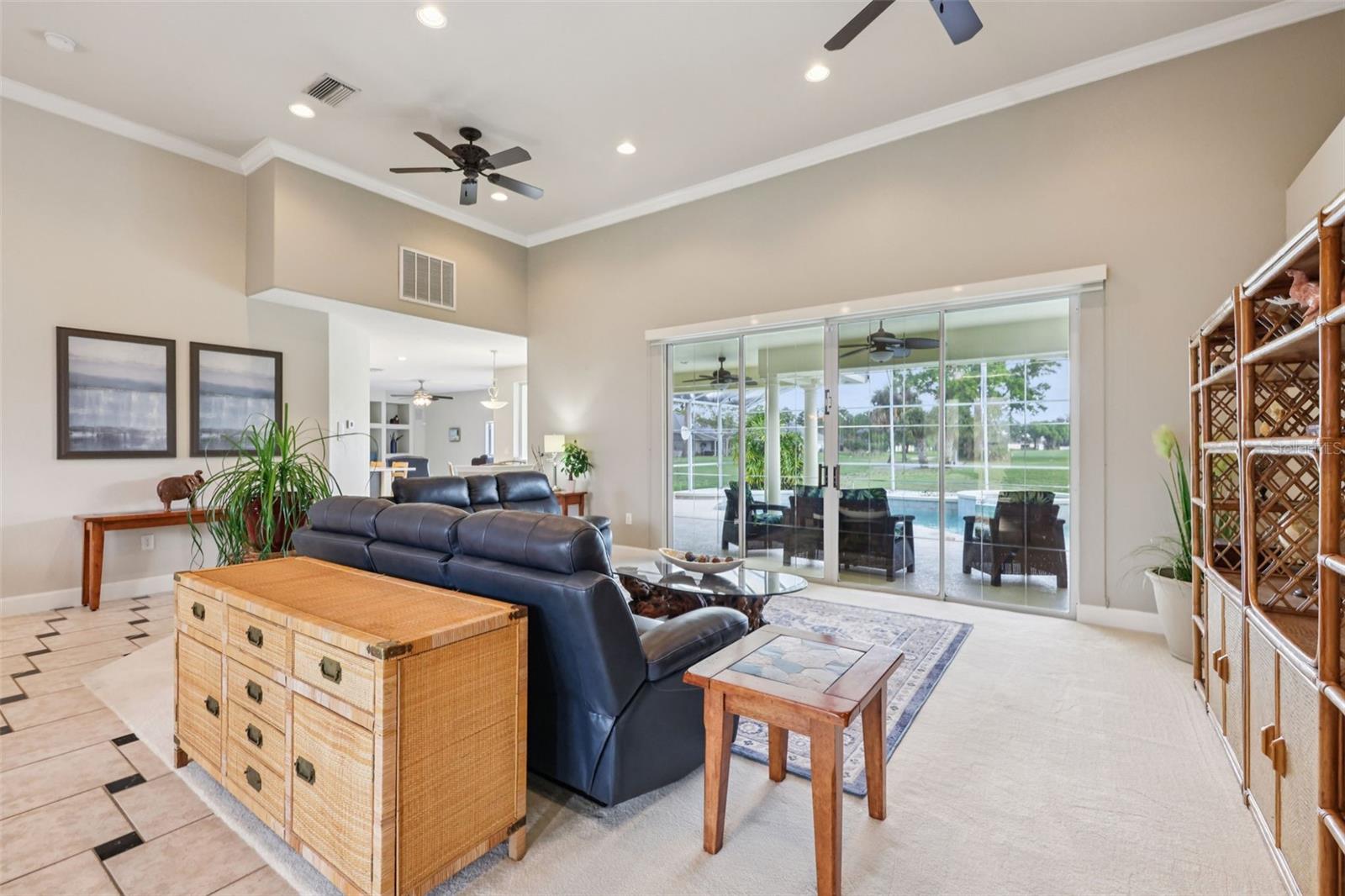 Image 5 of 73 For 20421 Netherland Street