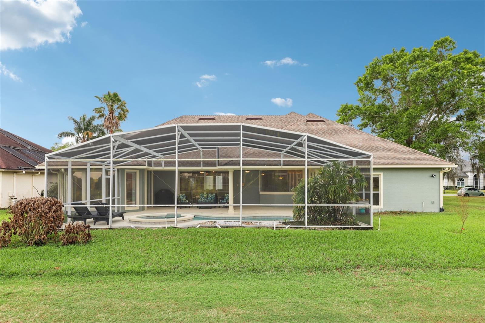 Image 50 of 73 For 20421 Netherland Street