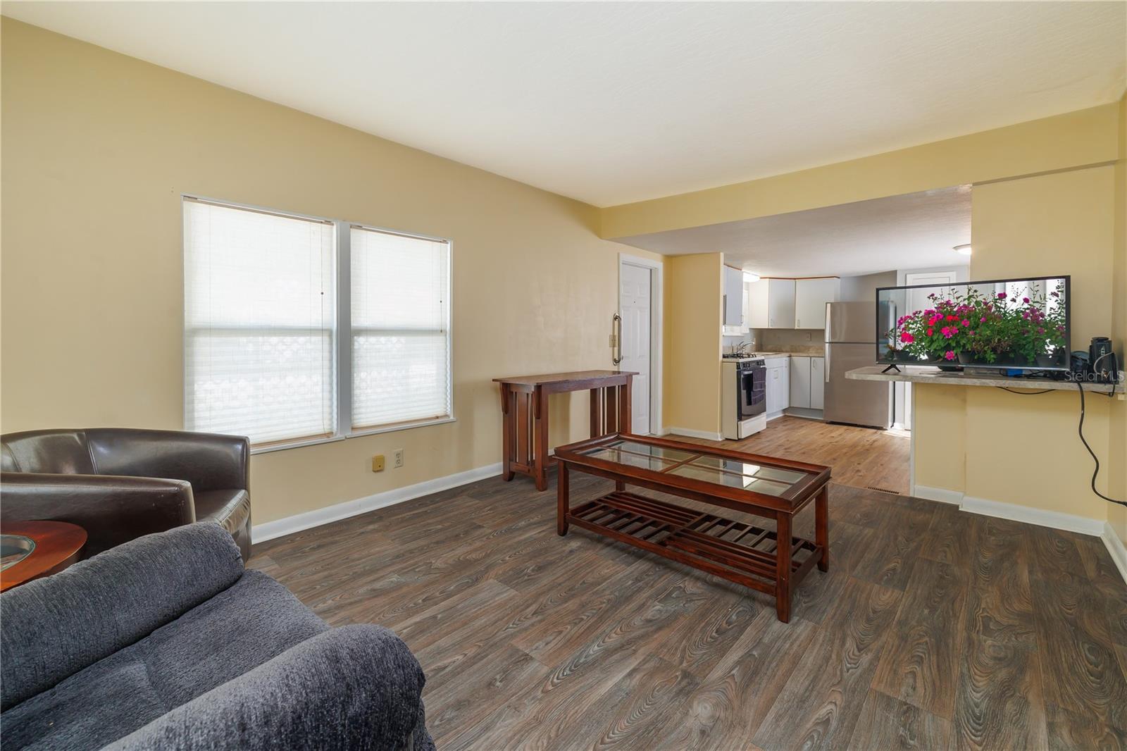 Image 11 of 31 For 412 Osprey Drive