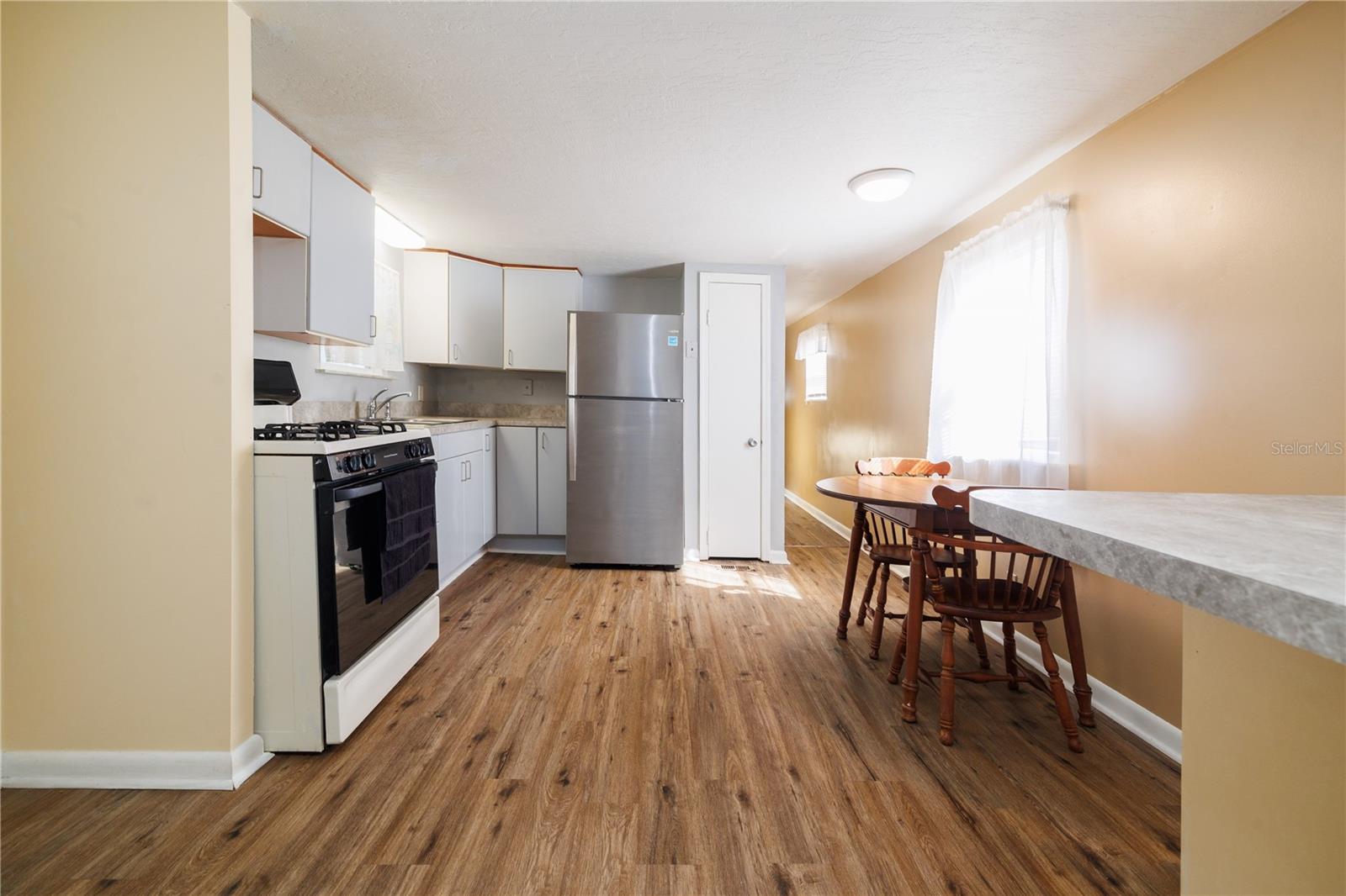 Image 13 of 31 For 412 Osprey Drive