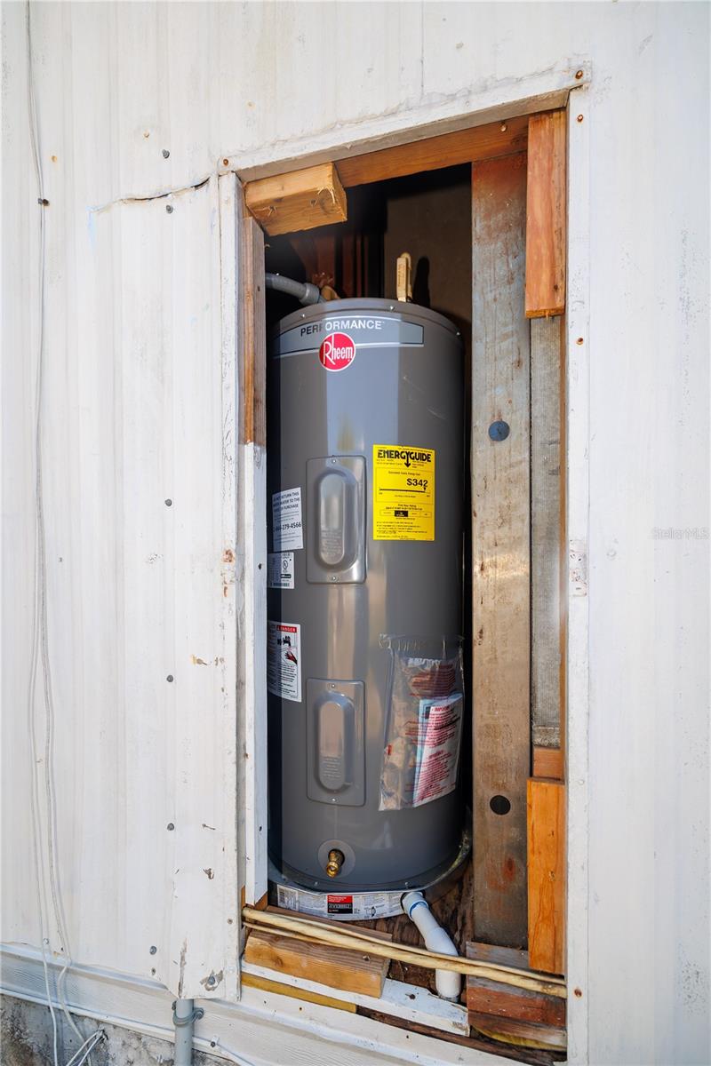 Image 22 of 31 For 412 Osprey Drive