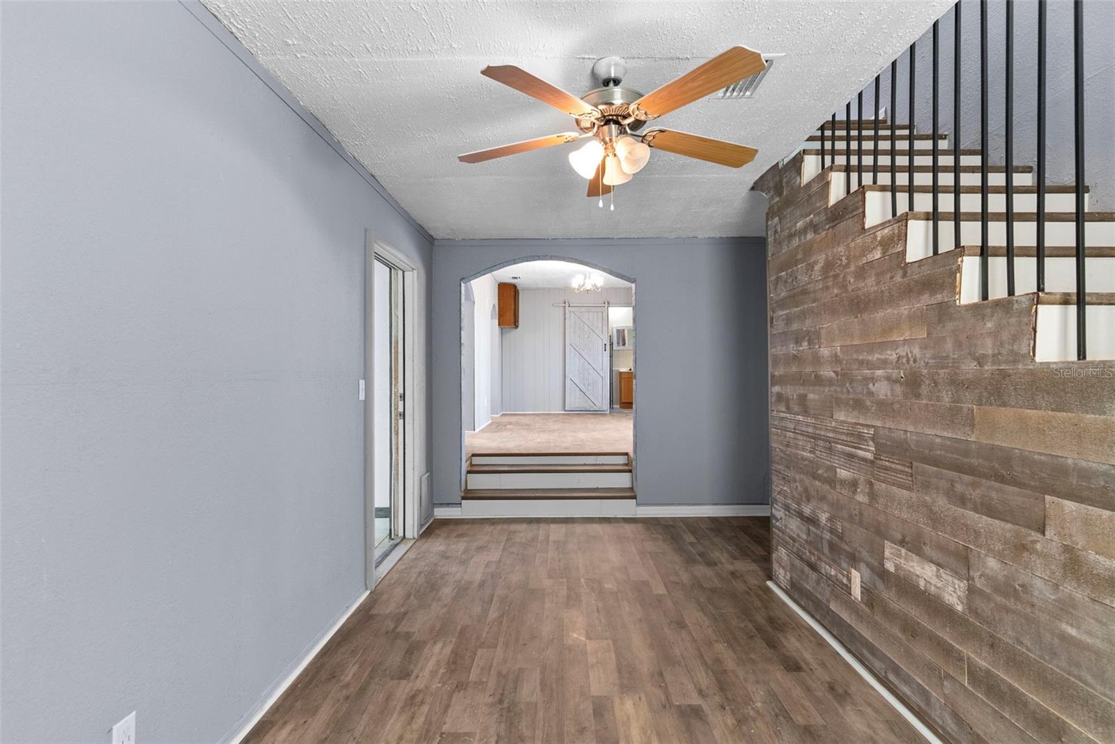 Image 17 of 46 For 16727 91st Street