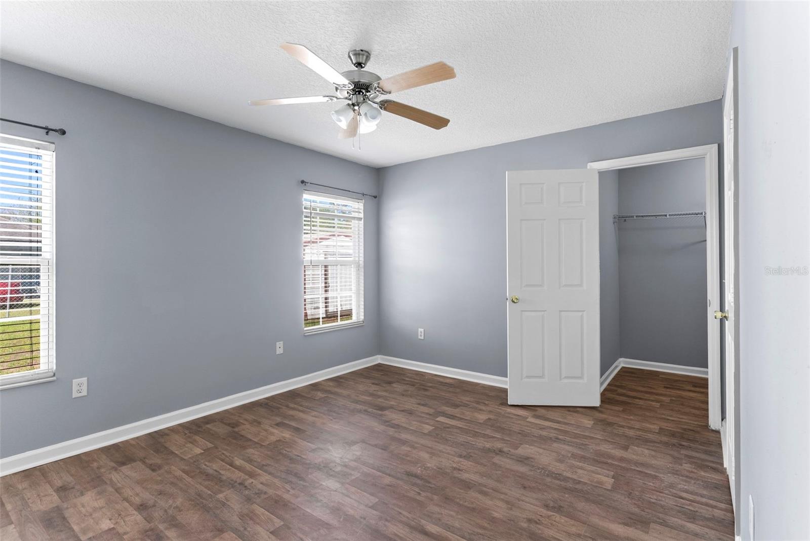 Image 18 of 46 For 16727 91st Street